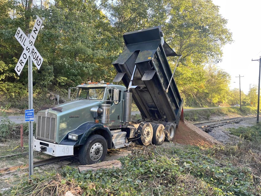 track work dump truck oct 22.jpg